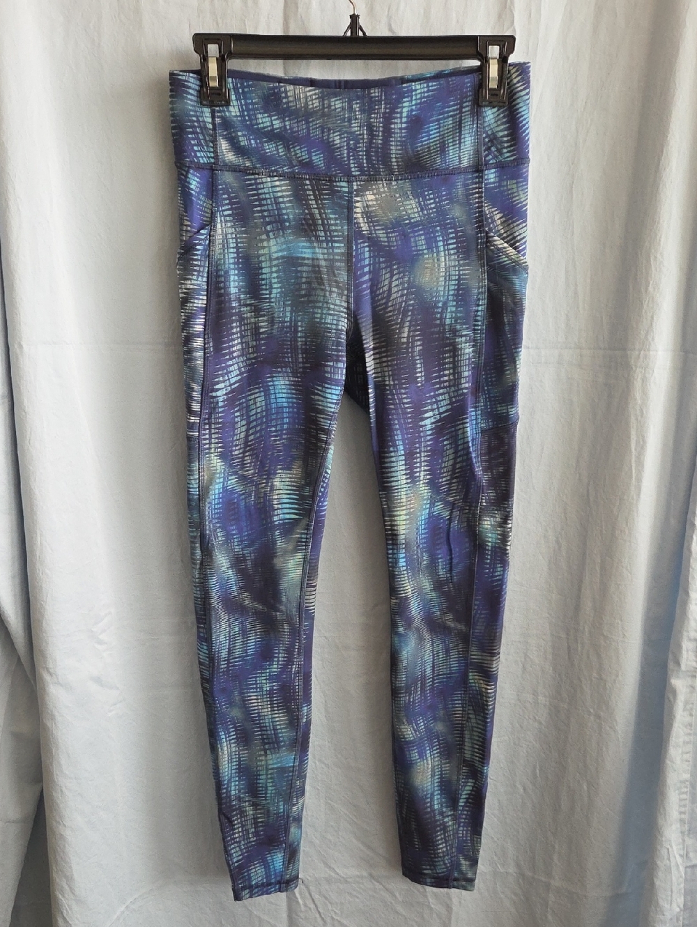 G489. Lululemon Invigorate HR Tight *Foil in Shapeshifter Flux Blue - Size 8